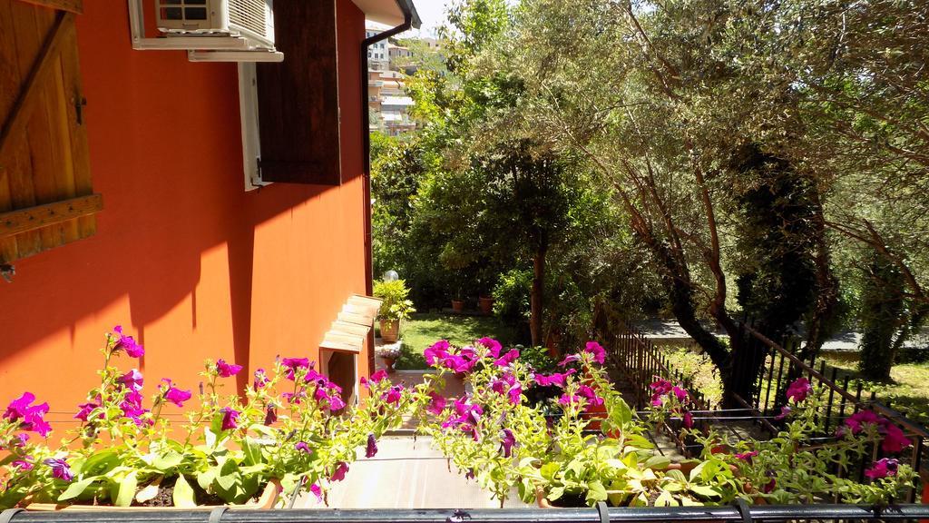 B&B Il Giardino Delle Camelie Палестрина Экстерьер фото